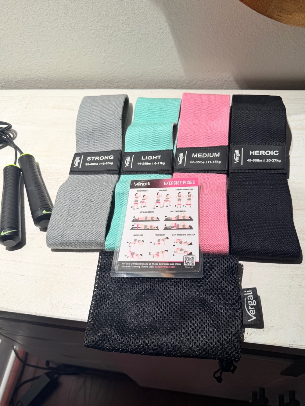 Vergali Resistance Loop Band Set & Nike weighted  jump rope